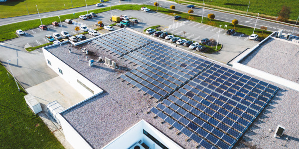 Reformas Integrales de Naves Industriales Alcorcón · Instalación de Energías Renovables