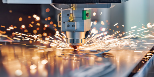 Reformas Integrales de Naves Industriales Alcorcón · Instalación Tecnología y Comunicaciones